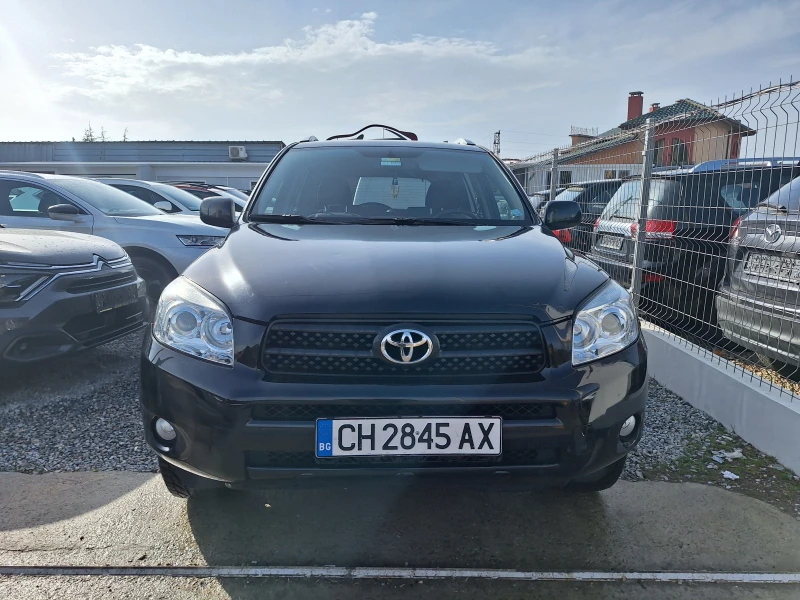 Toyota Rav4 2.2 D4D , снимка 2 - Автомобили и джипове - 49485521