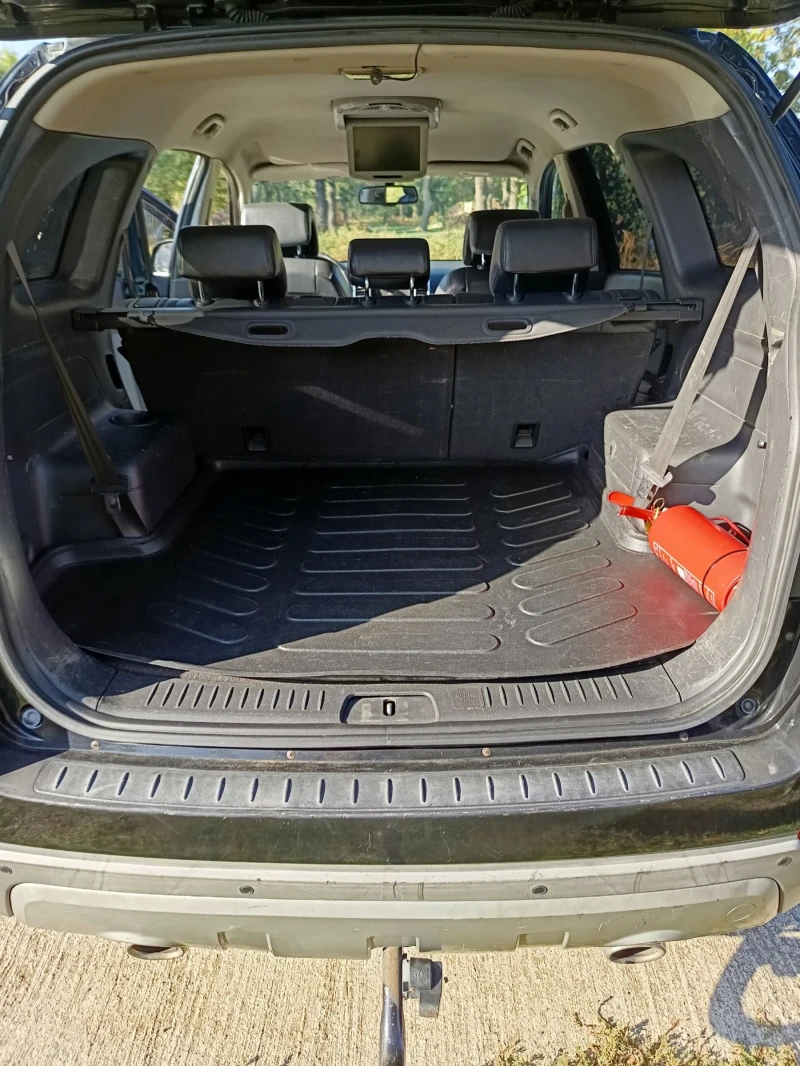 Chevrolet Captiva, снимка 8 - Автомобили и джипове - 51845415