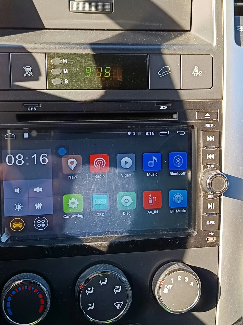 Chevrolet Captiva, снимка 6 - Автомобили и джипове - 51845415