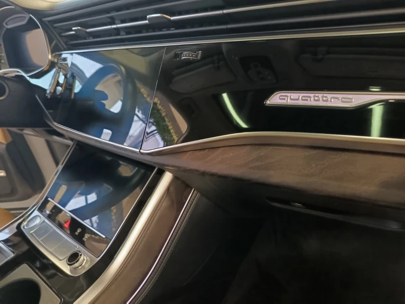 Audi Q7 Luxury Packed.Black Opitic!Mild&Hybrid!, снимка 10 - Автомобили и джипове - 53102160