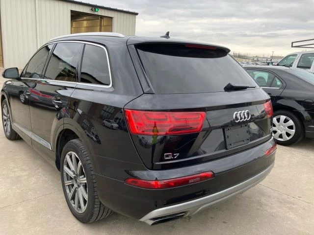 Audi Q7 PRESTIGE/360 CAMERA/BOSE SOUND/CRUISE CONTR./7-мес, снимка 4 - Автомобили и джипове - 48550069