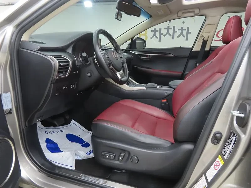 Lexus NX 300Executive, снимка 5 - Автомобили и джипове - 56271031