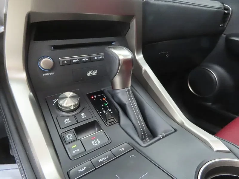 Lexus NX 300Executive, снимка 11 - Автомобили и джипове - 56271031