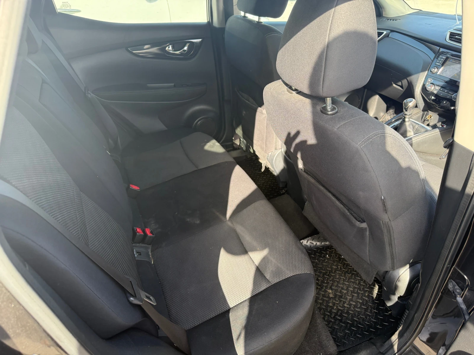 Nissan Qashqai 1.2 Dig-t 115кс на части - изображение 9