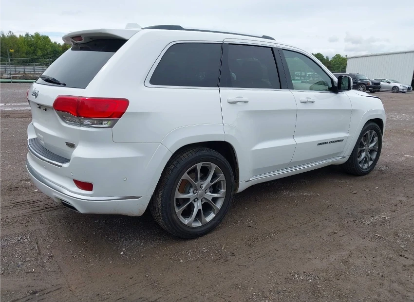 Jeep Grand cherokee SUMMIT Обдух* Harman/Kardon* 8ZF* Дистроник* Пано* - изображение 5