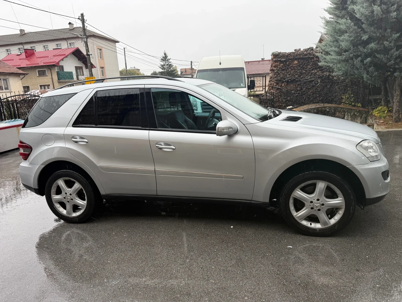 Mercedes-Benz ML 420  - изображение 4