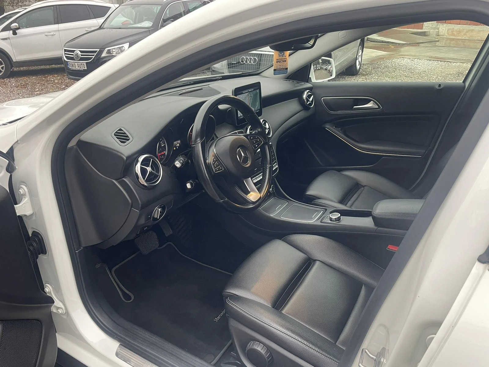 Mercedes-Benz GLA 200 KAMERA NAVI DISTRONIK SLIDENE NA LNTITE  | Mobile.bg   8