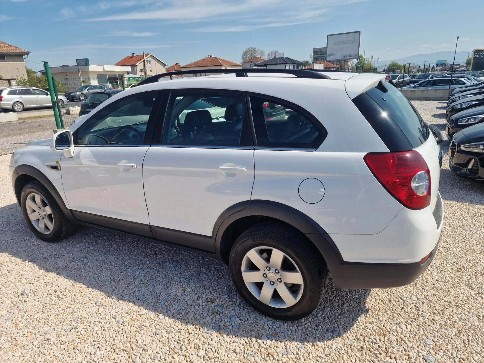 Chevrolet Captiva 2.4 BENZIN-TOP, снимка 7 - Автомобили и джипове - 54335617