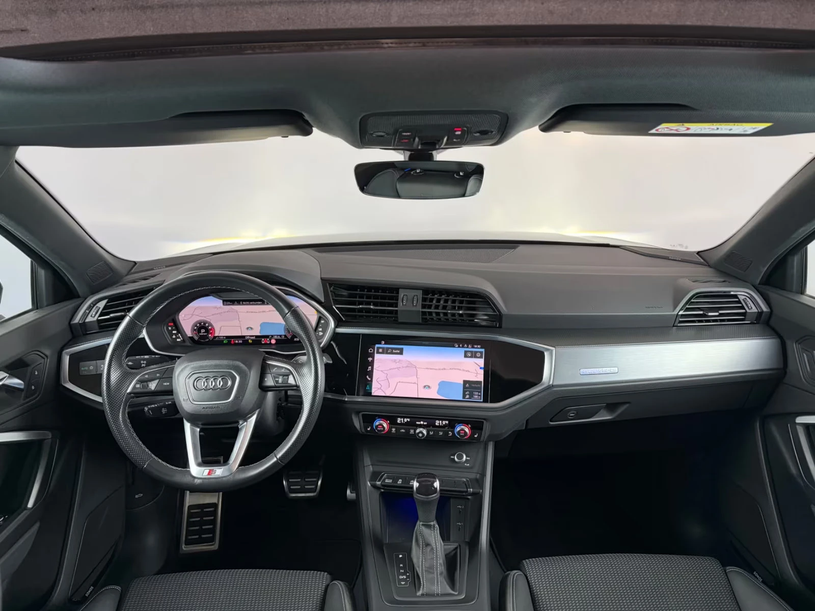 Audi Q3 Sportback 40TFSI/190HP/S-LINE/PANO/360/SONOS/274q, снимка 9 - Автомобили и джипове - 54466800