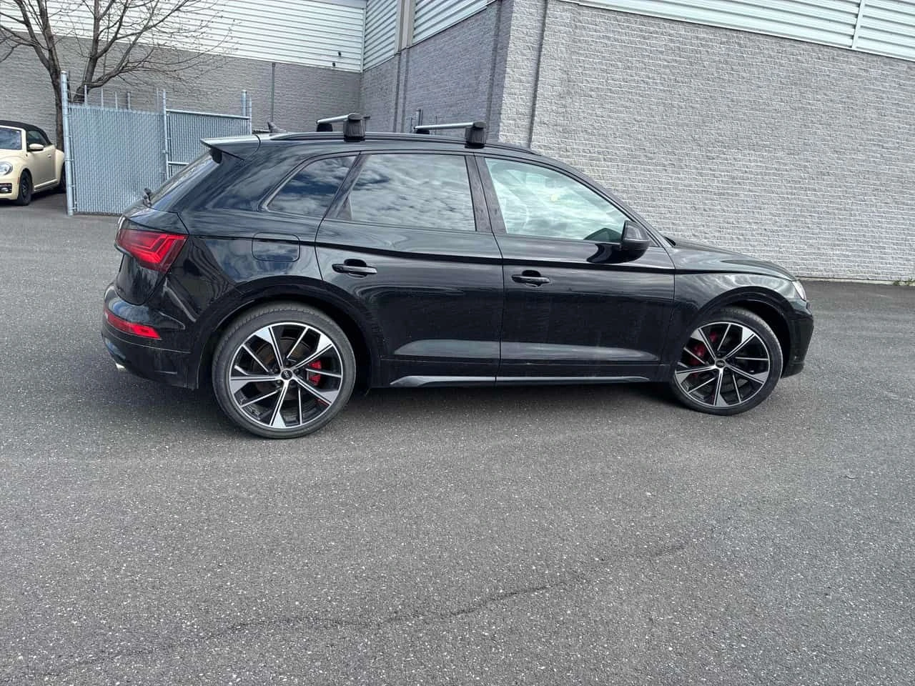 Audi SQ5 TECHNIK * ДИСТРОНИК* 360 КАМЕРА* FULL DIGITAL* ПАН, снимка 4 - Автомобили и джипове - 54483511