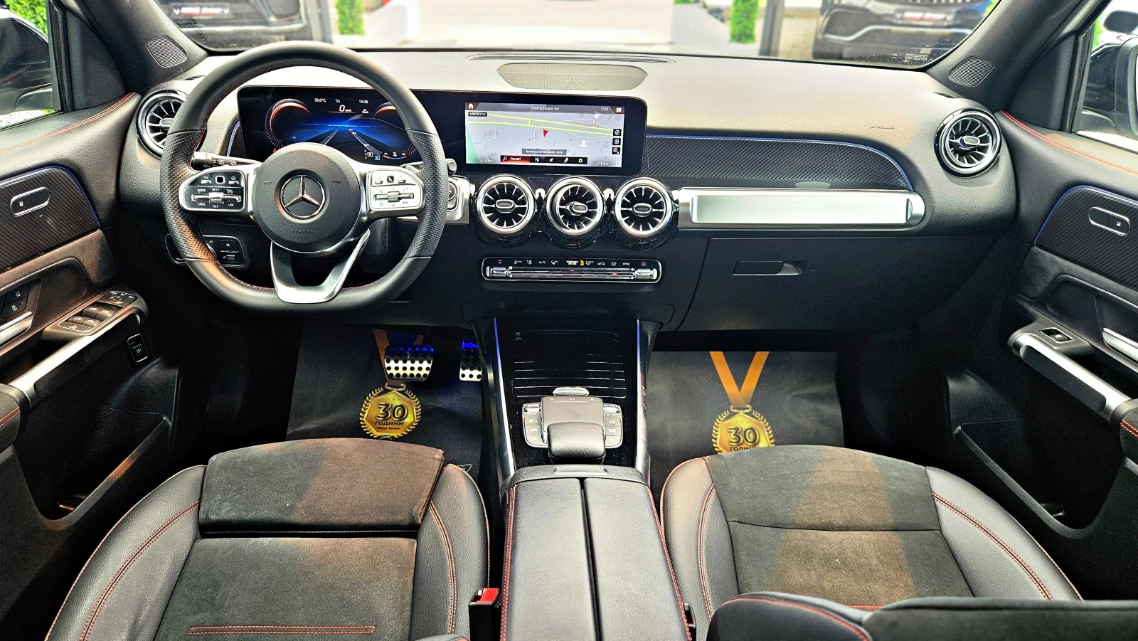 Mercedes-Benz GLB 200 AMG/7MESTA/SHADOW LINE/CAMERA/AMBIENT/ПОДГРЕВ/LIZI, снимка 9 - Автомобили и джипове - 54698146