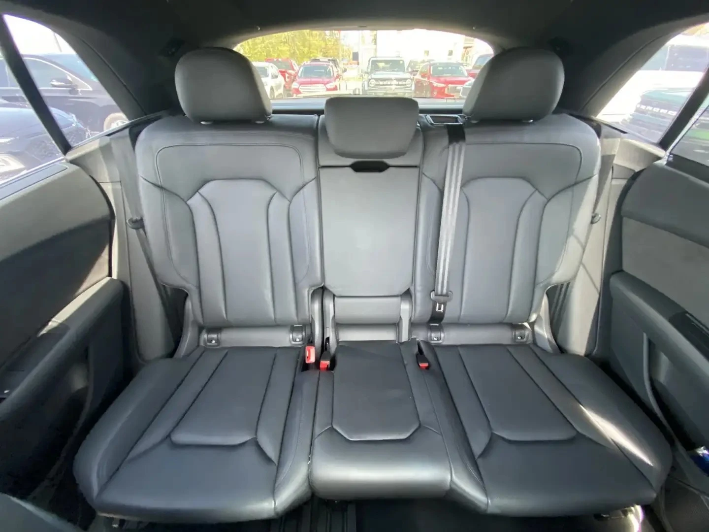 Audi Q8 Technik Автокредит Цена до България, снимка 14 - Автомобили и джипове - 55477268