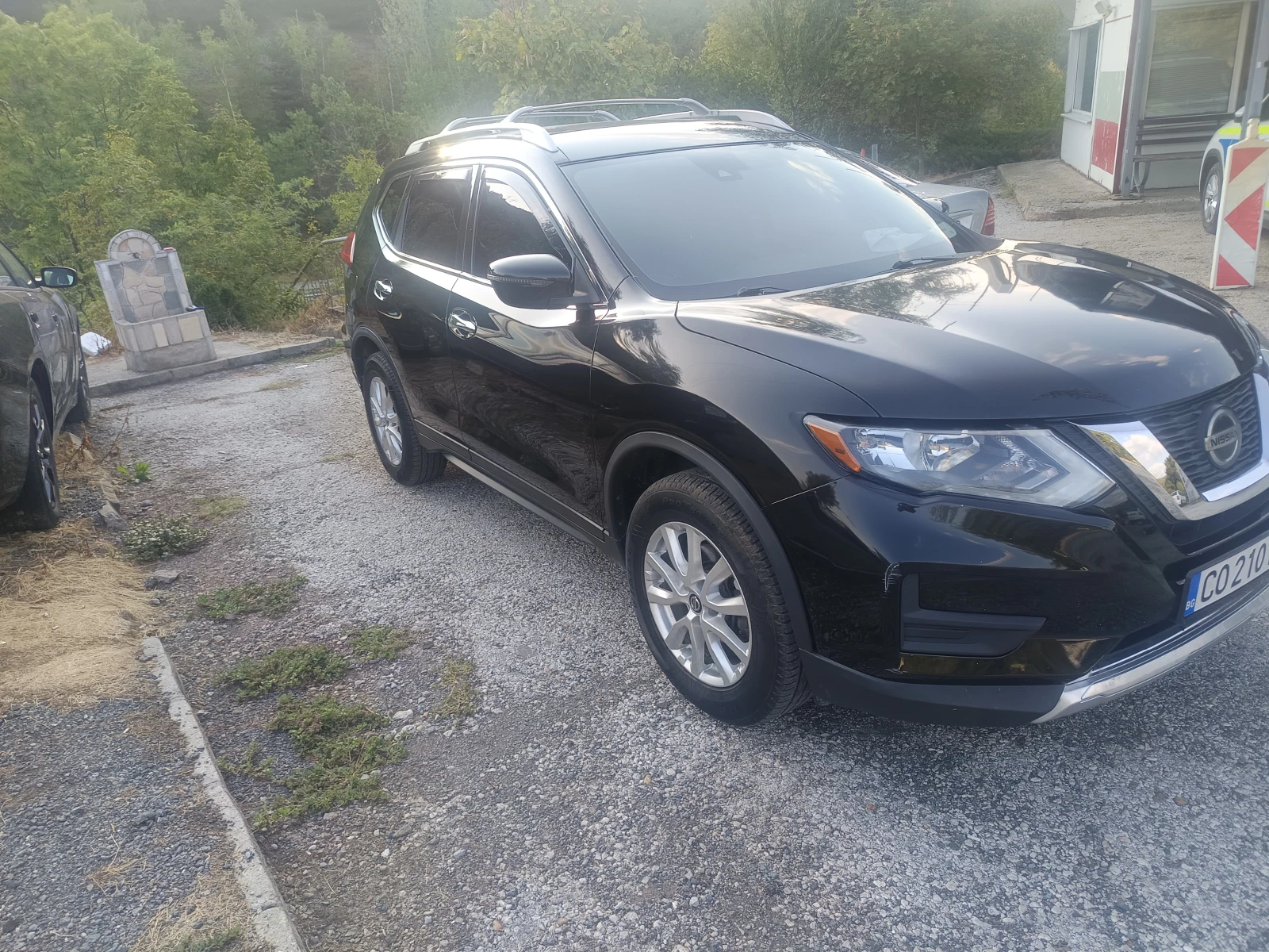 Nissan Rogue, снимка 2 - Автомобили и джипове - 55829522