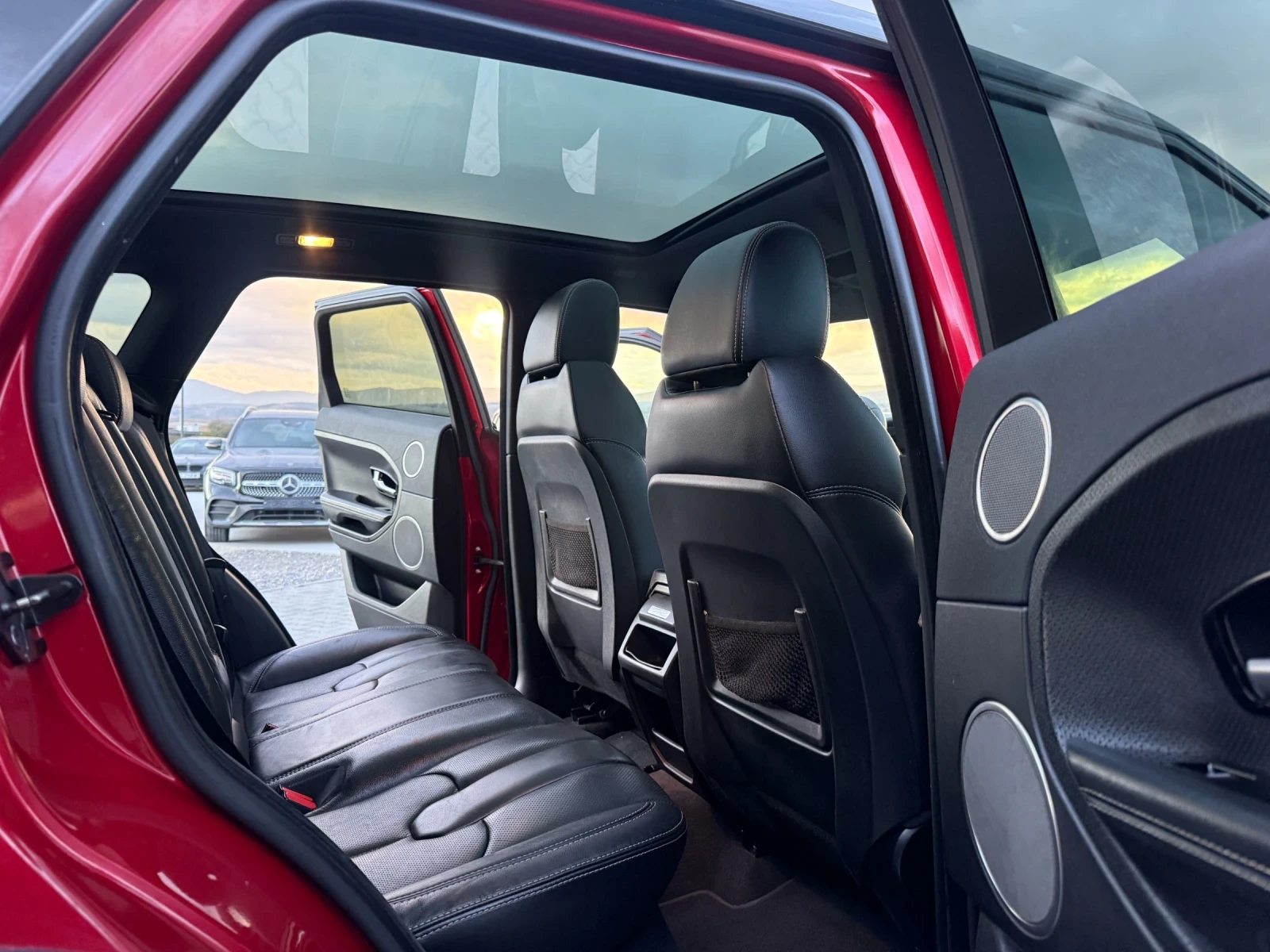 Land Rover Evoque 2.2 sd4 190к.с, снимка 11 - Автомобили и джипове - 56642301