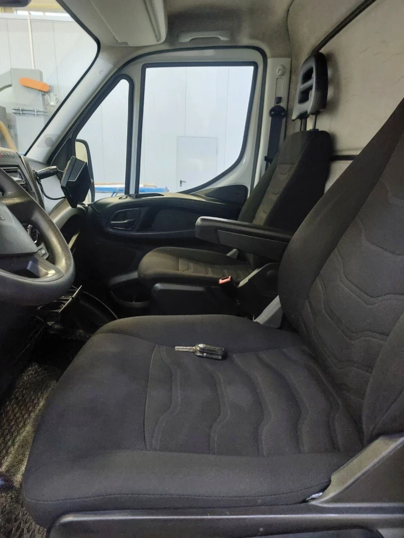 Iveco 35, снимка 10 - Бусове и автобуси - 48449607