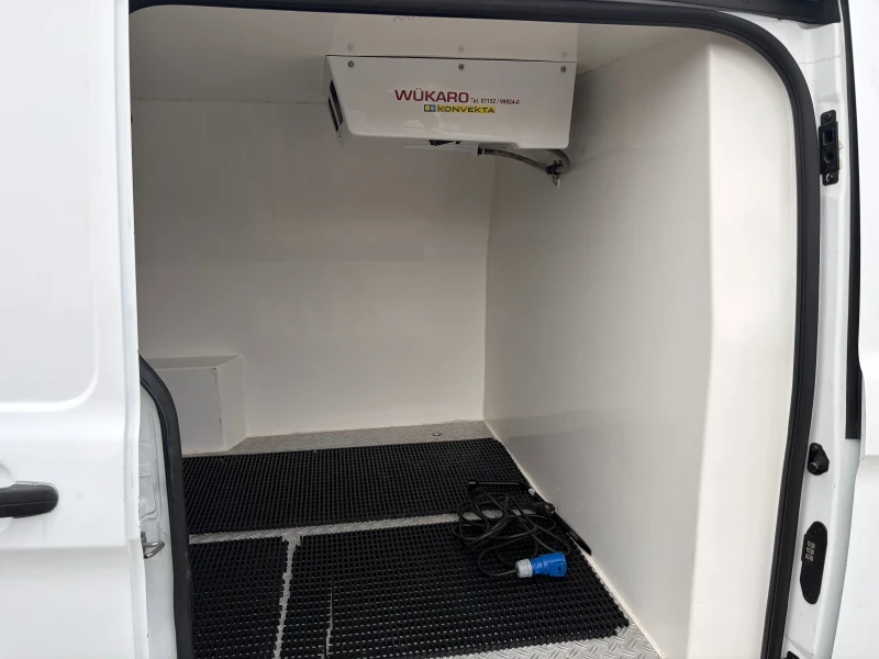 Ford Transit Custom 2.2 D125 ks Хладилен, снимка 7 - Бусове и автобуси - 53203018