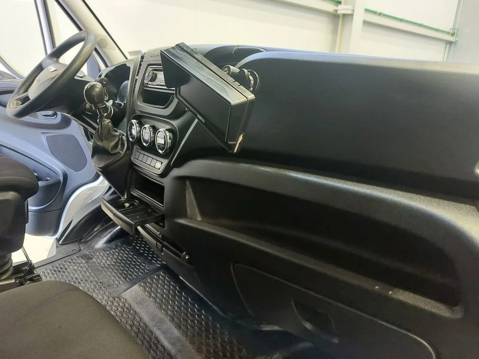 Iveco 35 | Mobile.bg � ����������� 12