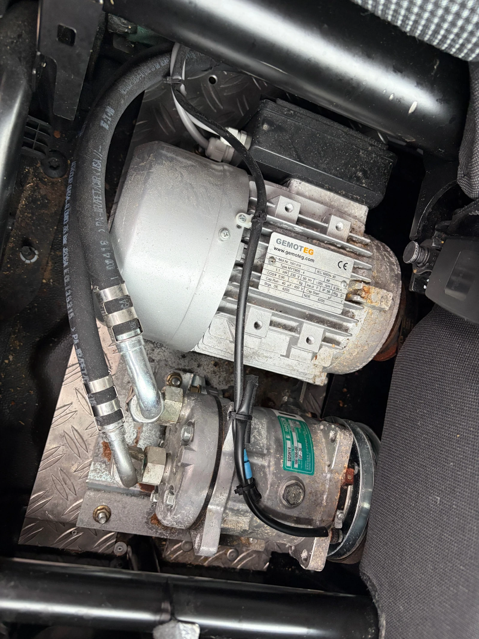 Ford Transit Custom 2.2 D125 ks Хладилен - изображение 9