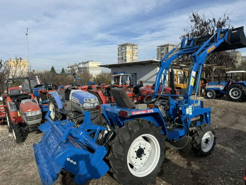 Трактор ISEKI TA270 4x4, снимка 4 - Селскостопанска техника - 52726691