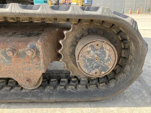 Багер Caterpillar ВНОС10.03.2026, снимка 4 - Индустриална техника - 53633677