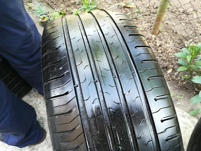 Гуми Летни 225/50R17, снимка 2 - Гуми и джанти - 21768044