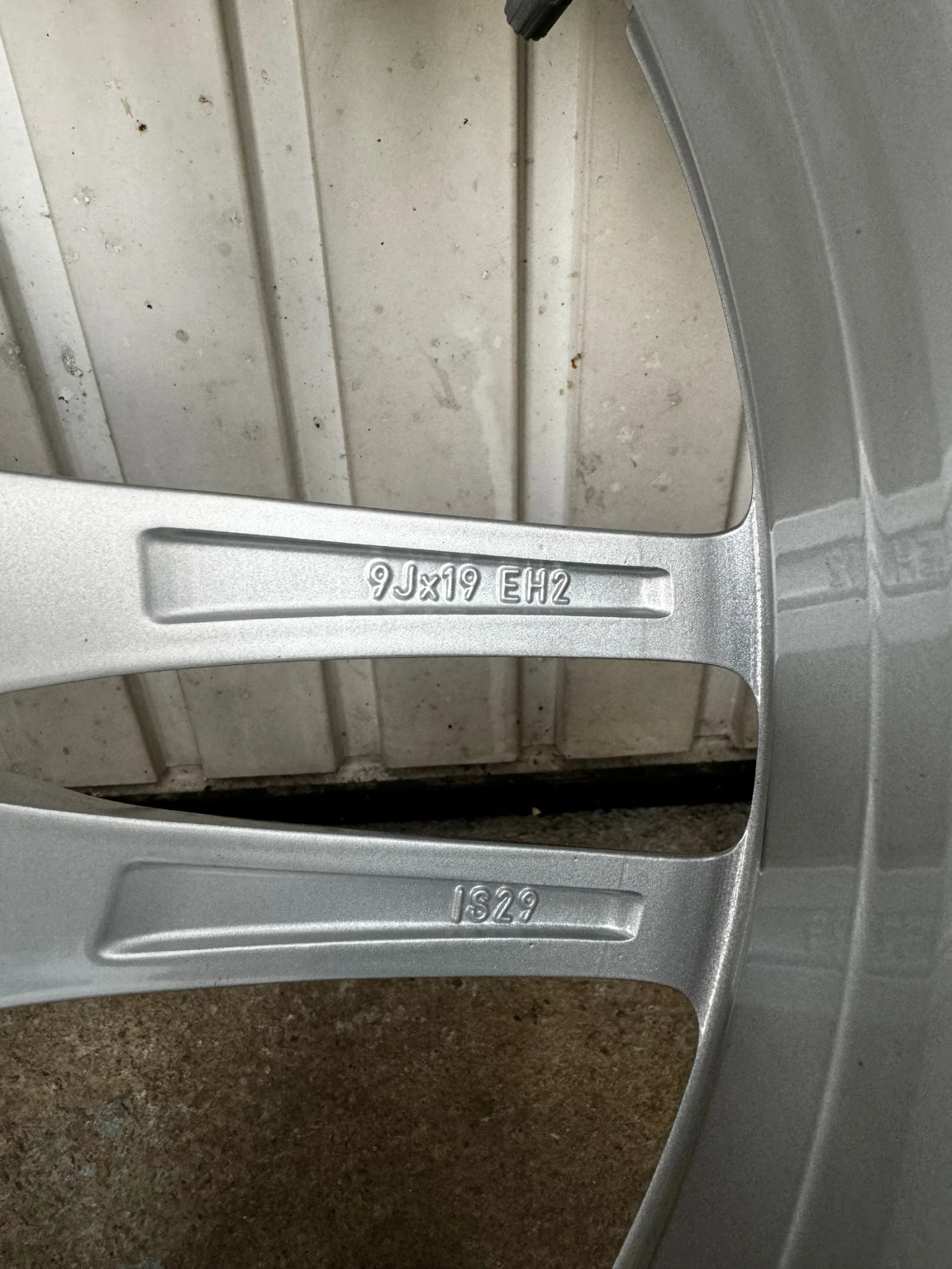    255/35R19  BMW | Mobile.bg   9