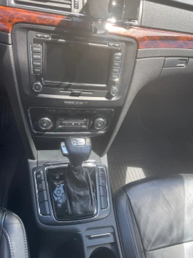 Skoda Superb 2.0 TDI DSG 170кс, снимка 16
