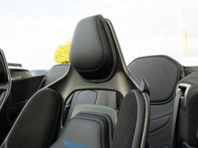 Обява за продажба на Aston martin DBS Volante 770 = NEW= Carbon Ceramic Brakes Гаранция ~ 958 608 лв. - изображение 6