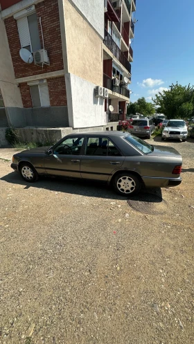 Mercedes-Benz 124 Седан - 3000 € / 5867.49 лв. - 36144190 5