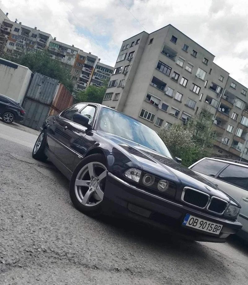 BMW 730 3.0i, снимка 11 - Автомобили и джипове - 47094232