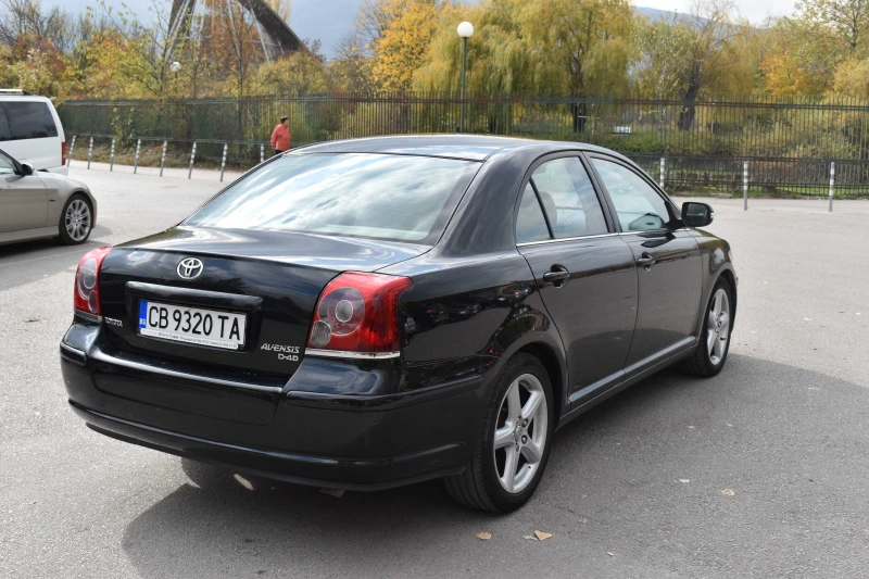 Toyota Avensis, снимка 2 - Автомобили и джипове - 47804892