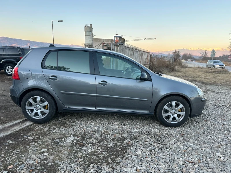 VW Golf 1.9TDI топ състояние, снимка 2 - Автомобили и джипове - 48409999