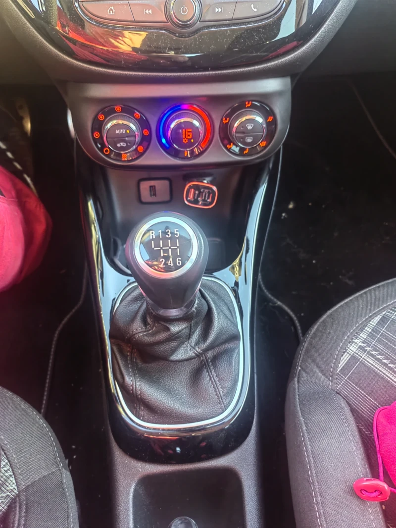 Opel Corsa, снимка 12 - Автомобили и джипове - 52228469