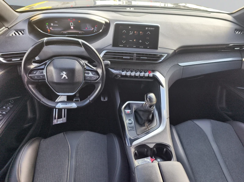 Peugeot 5008 NEW GT LINE 1.2 PureTech 130hp S&S E6.2 // 1903R11, снимка 9 - Автомобили и джипове - 52484819
