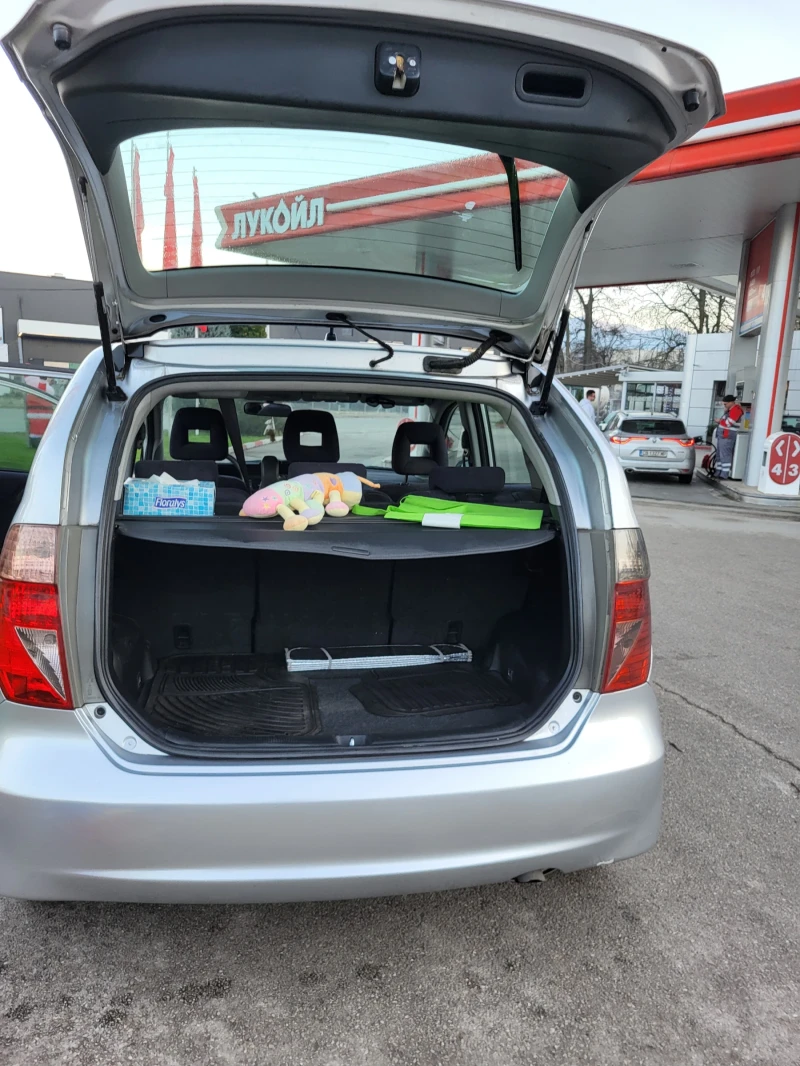 Honda Fr-v, снимка 12 - Автомобили и джипове - 52792311