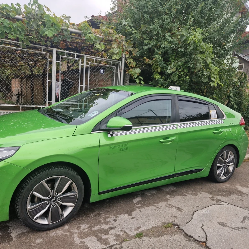 Hyundai Ioniq Hybrid , снимка 3 - Автомобили и джипове - 52925747