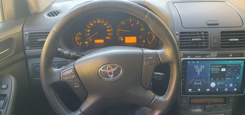 Toyota Avensis 126 кс d4d, снимка 6 - Автомобили и джипове - 53274079