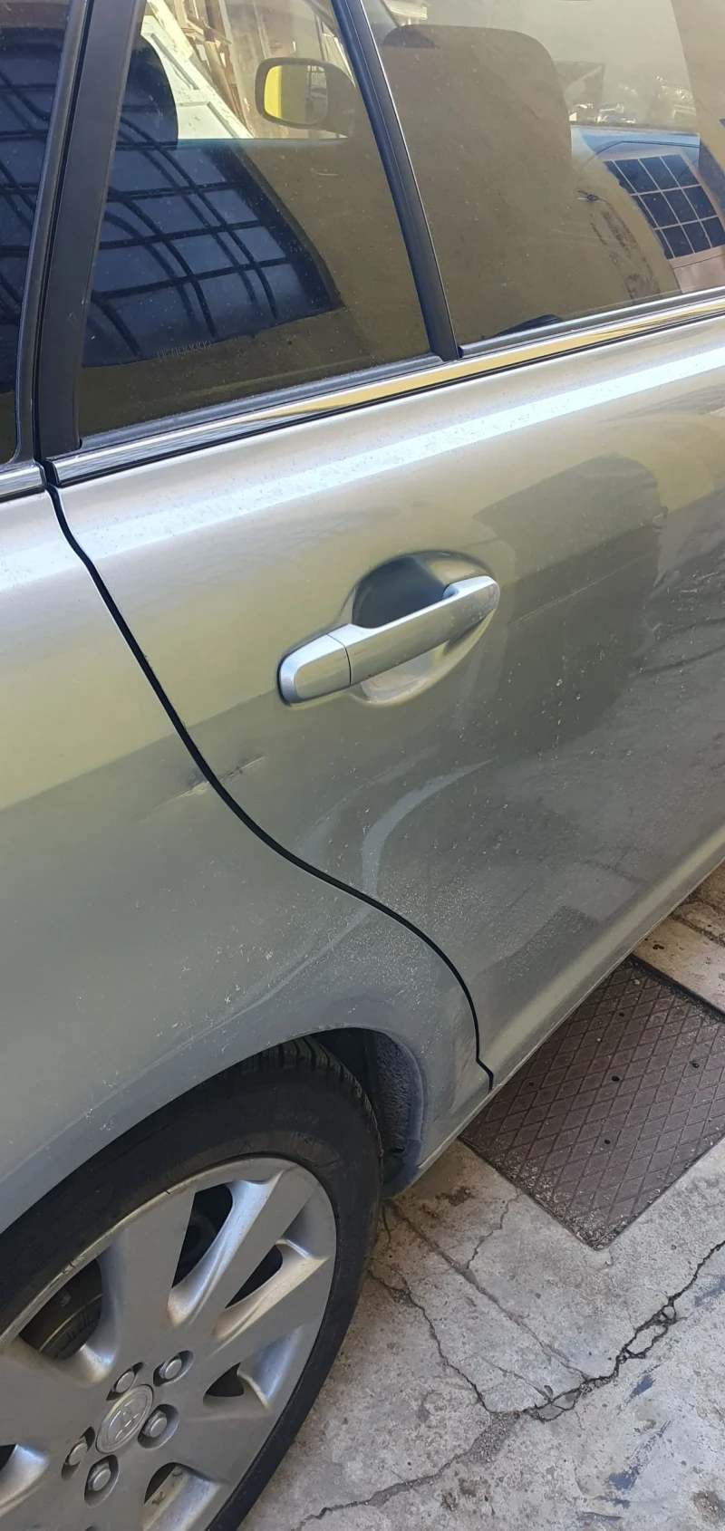 Toyota Avensis 126 кс d4d, снимка 9 - Автомобили и джипове - 53274079