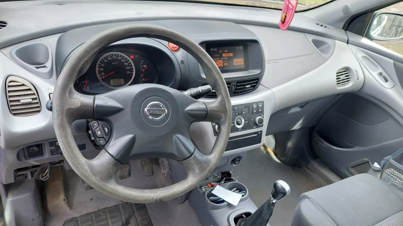 Nissan Almera tino, снимка 7 - Автомобили и джипове - 53488443