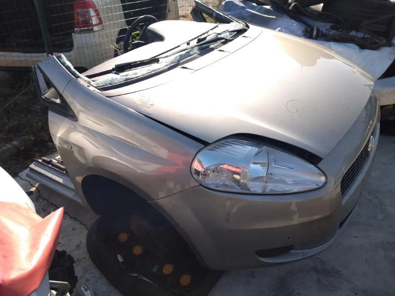 Fiat Punto 1.2 i/1.3mjet, снимка 3 - Автомобили и джипове - 26790957