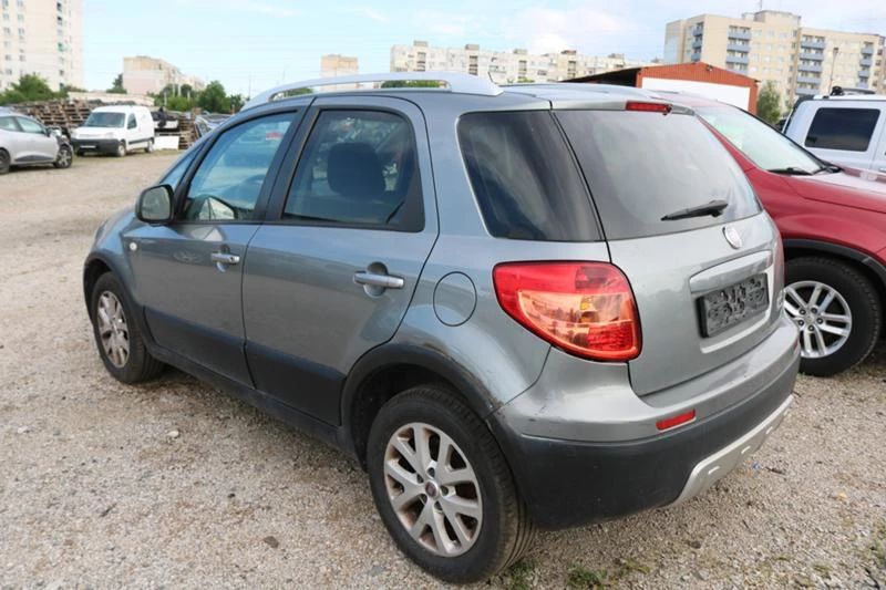 Fiat Sedici 2.0 JTDM 4x4, снимка 7 - Автомобили и джипове - 36997563