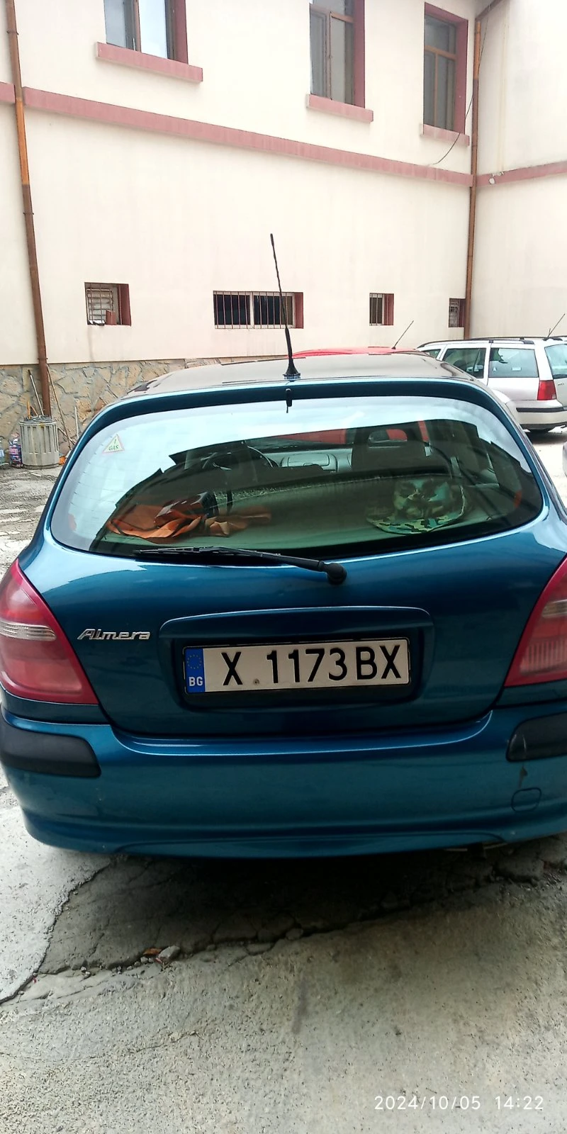 Nissan Almera, снимка 2 - Автомобили и джипове - 49513386