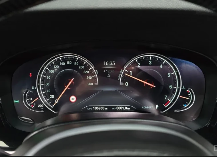 BMW 540 * М-Package* * HeadUp* AвтоКредит* (ЦЕНА ДО БГ), снимка 7 - Автомобили и джипове - 53482639