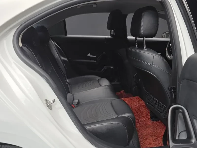 Mercedes-Benz A 220 4Matic Sedan | Mobile.bg � ����������� 11