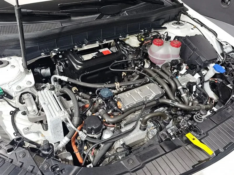 Mercedes-Benz EQB 4Matic, снимка 6 - Автомобили и джипове - 55923295