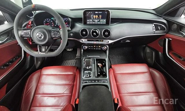 Kia Stinger 3.3 GT AWD| 360| HEAD UP| LEXICON| DIST| PANO, снимка 5 - Автомобили и джипове - 55925065