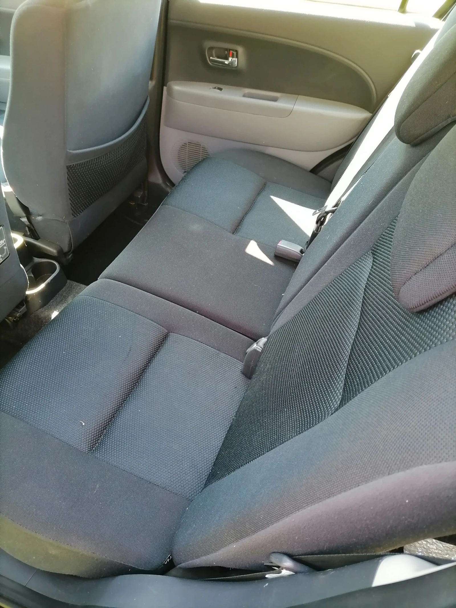 Subaru Justy  - изображение 5