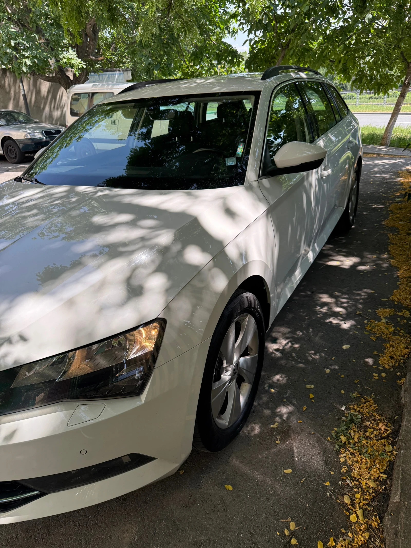 Skoda Superb 272hp  DSG - изображение 6