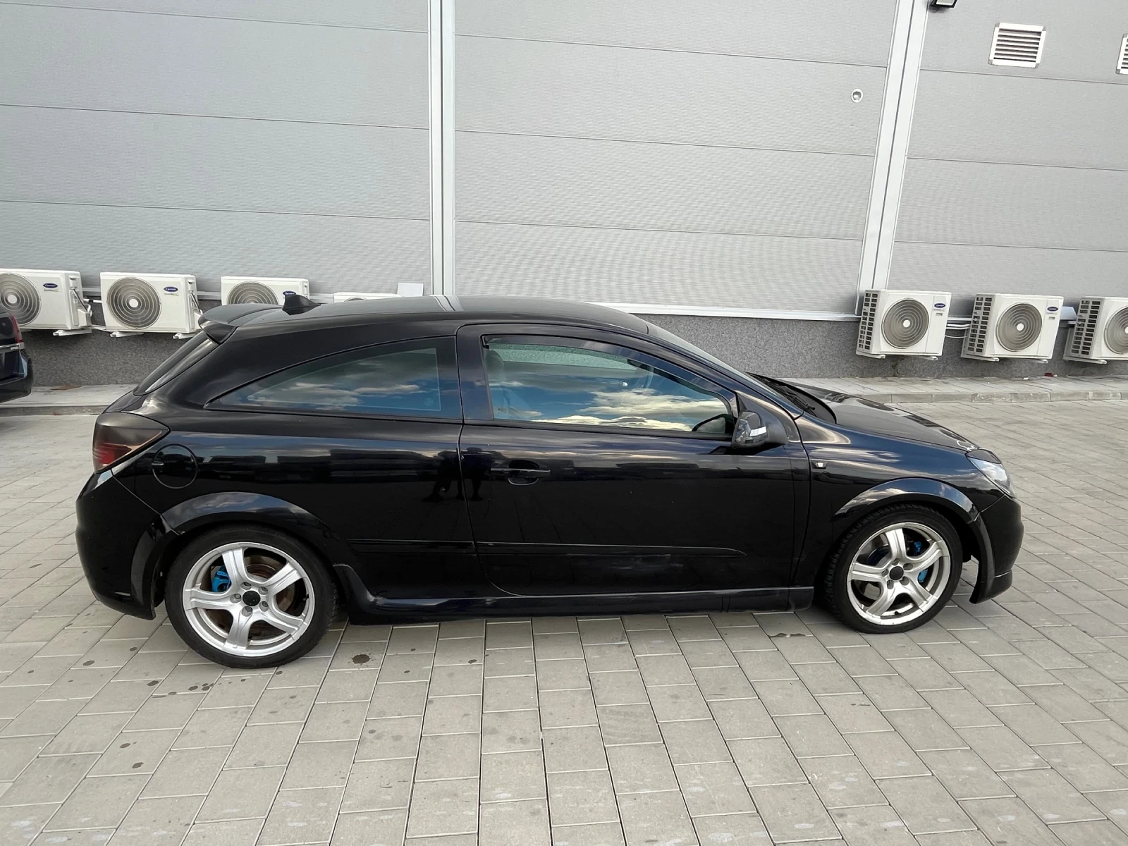 Opel Astra OPC - изображение 8