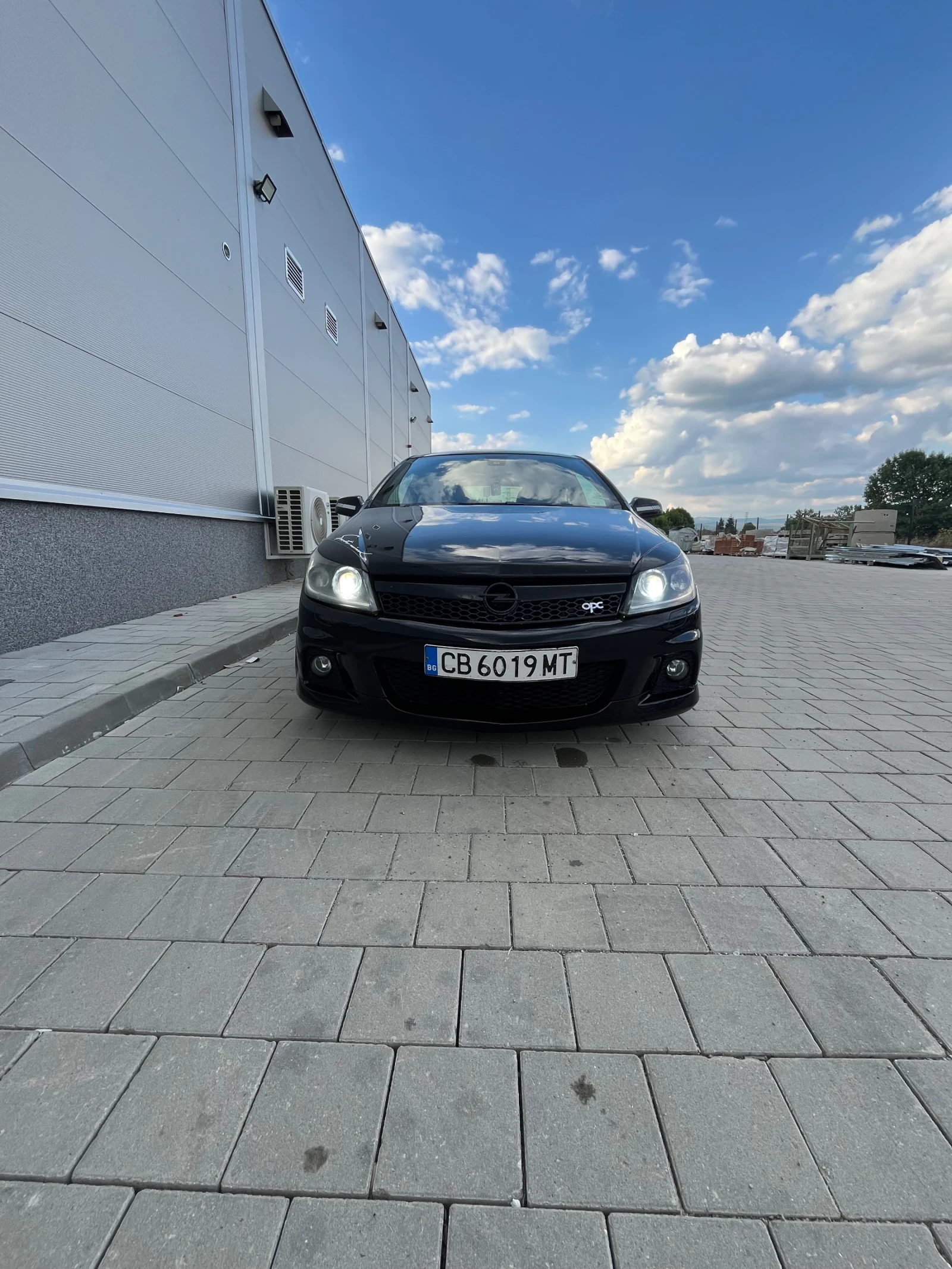 Opel Astra OPC - изображение 2